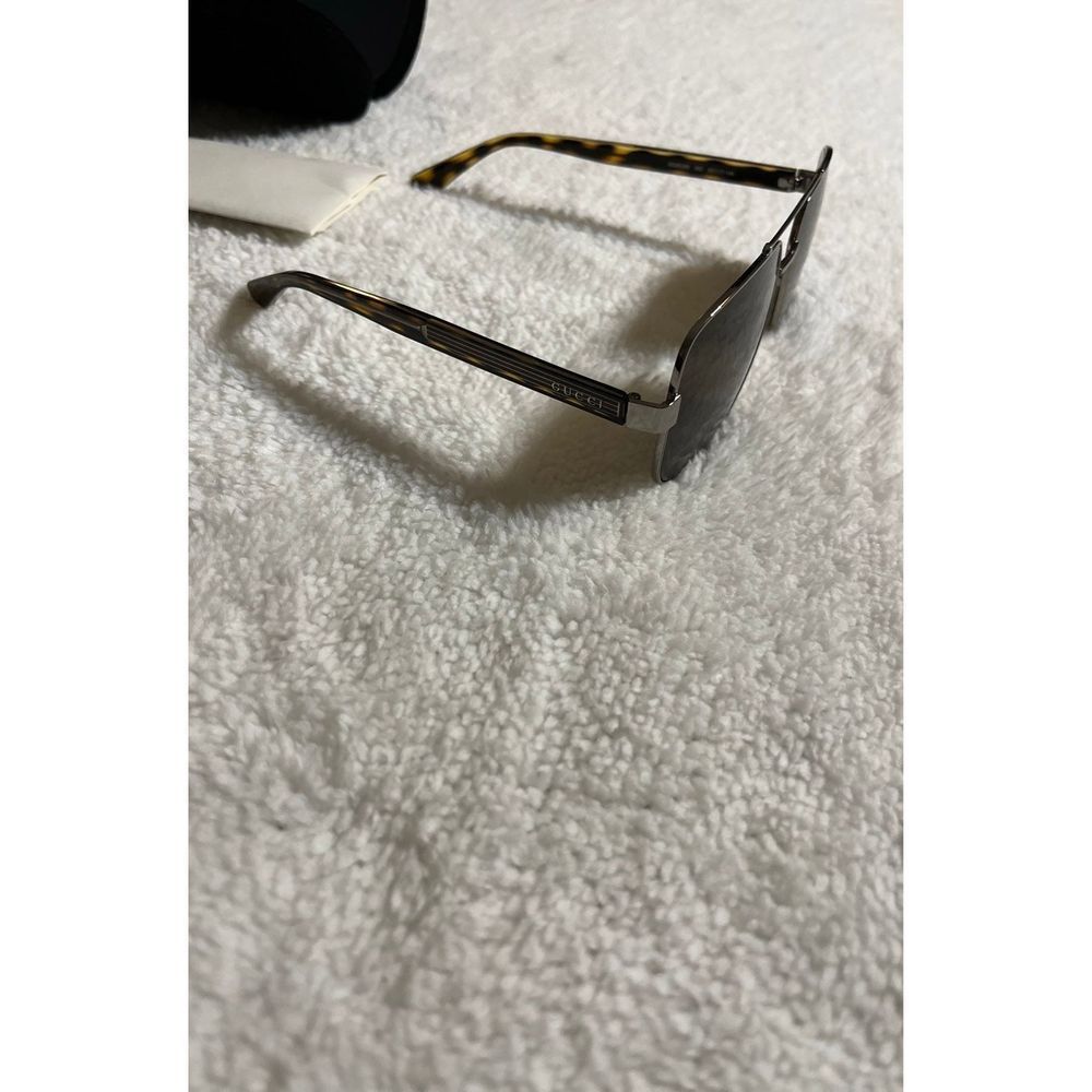 Gucci Sunglasses - Picture 8 of 10
